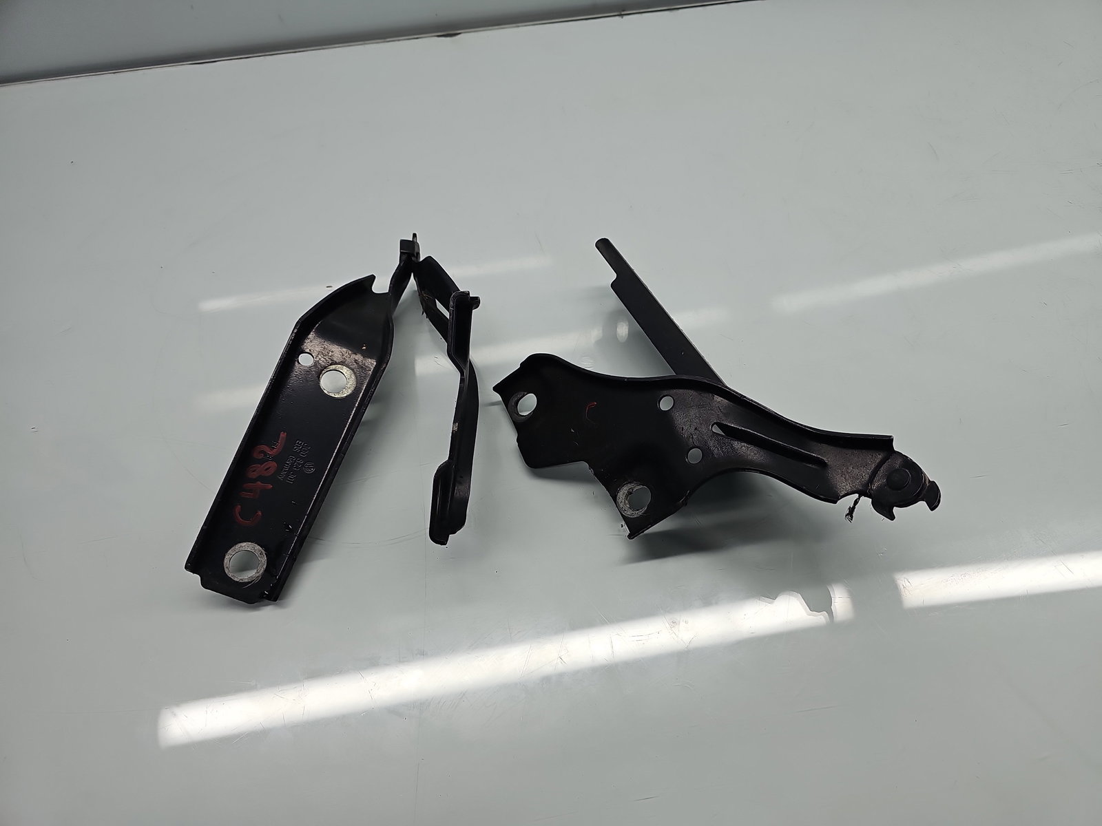 Set balamale capota Volkswagen Passat B8 Variant (3G5) [Fabr 2015-prezent] LI7F - imagine 3