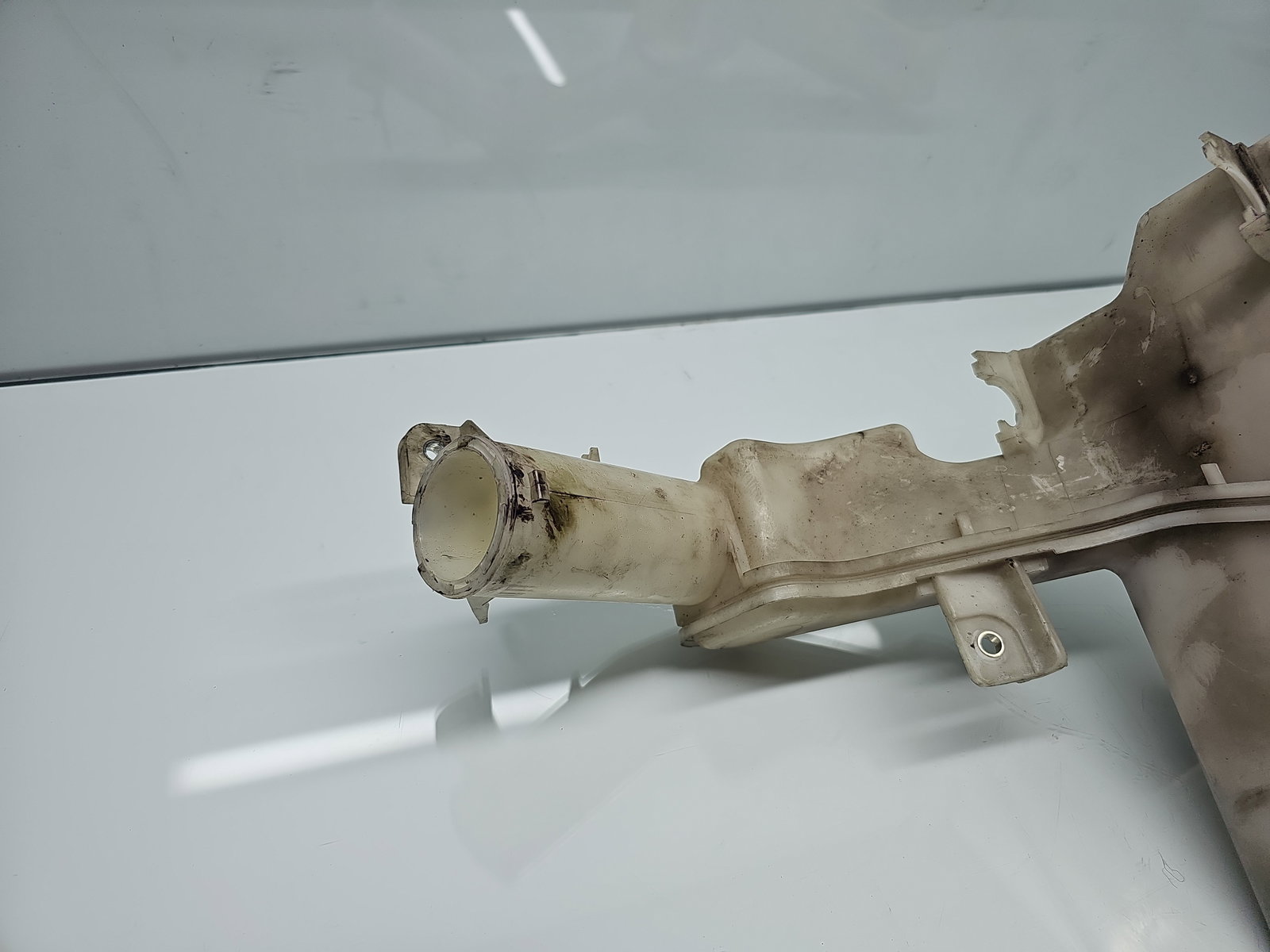 Vas lichid parbriz Volkswagen Passat CC (357) [Fabr 2008-2012] OEM - imagine 2