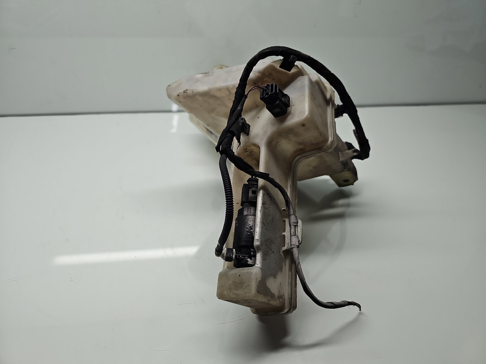 Vas lichid parbriz Volkswagen Passat CC (357) [Fabr 2008-2012] OEM - imagine 5