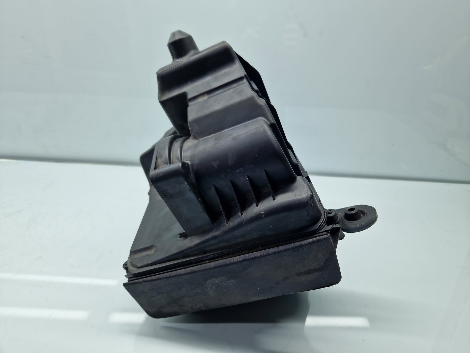 Carcasa filtru aer Renault Scenic 3 (J95) Facelift [Fabr 2009-2015] 8200947663 1.6 Benz K4M858 81KW / 110CP - imagine 2