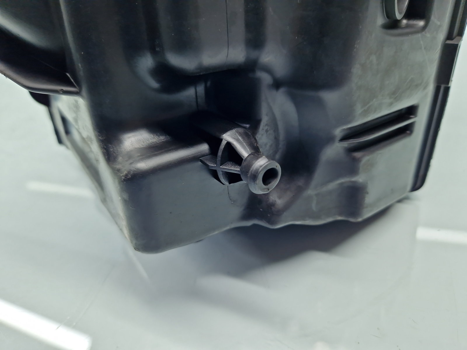 Carcasa filtru aer Renault Scenic 3 (J95) Facelift [Fabr 2009-2015] 8200947663 1.6 Benz K4M858 81KW / 110CP - imagine 6