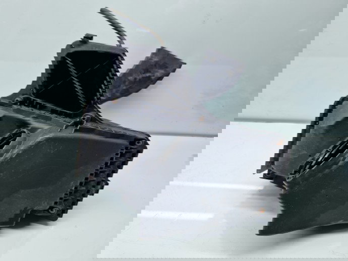 Carcasa filtru aer AUDI A4 (8K5, B8) Avant [Fabr 2008-2015] 8K0133837T 2.0 TDI CAGA 105KW / 143CP