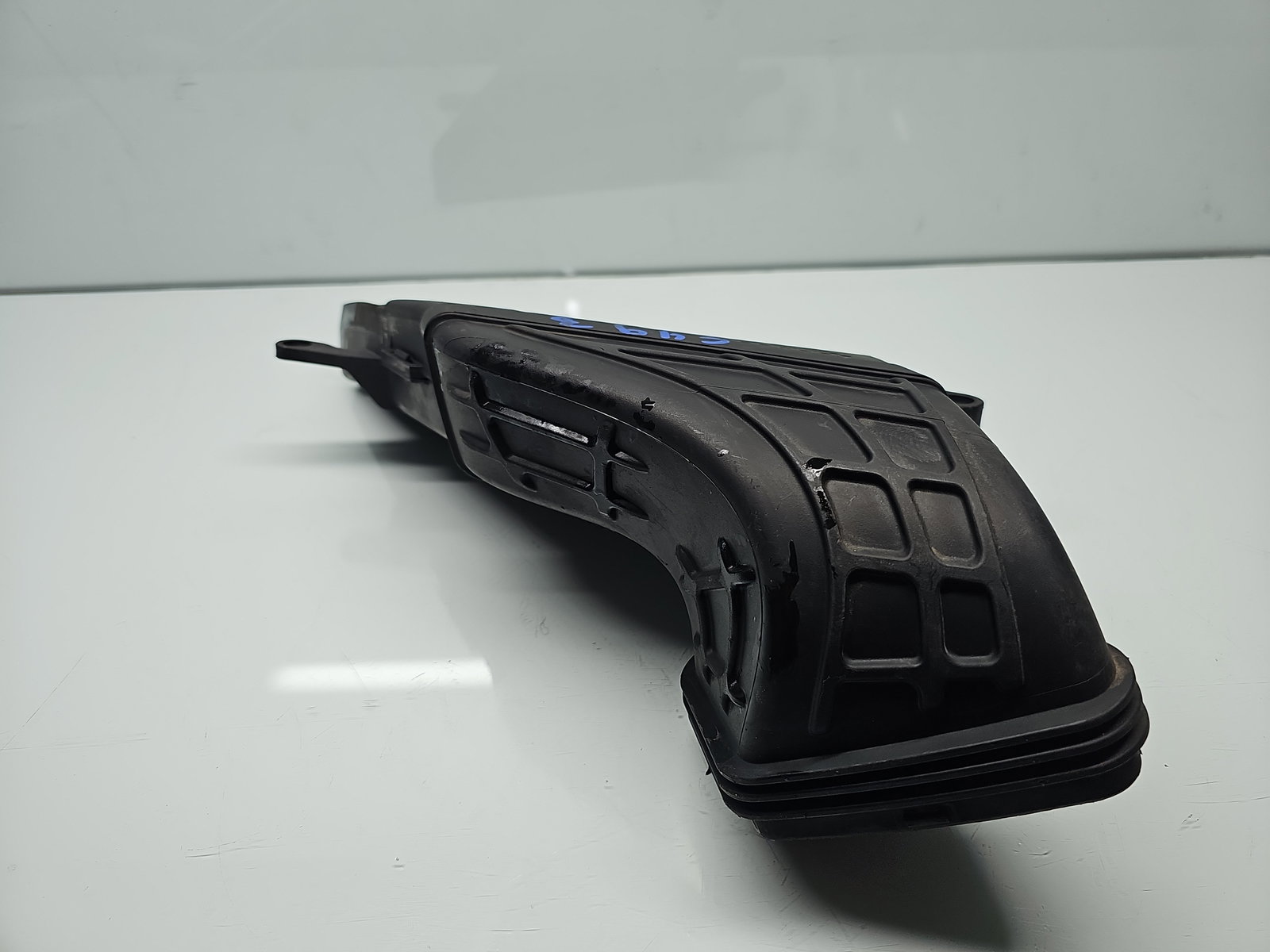 Difuzor captare aer AUDI A5 (8T3) [Fabr 2007-2015] 8K0129618K - imagine 2