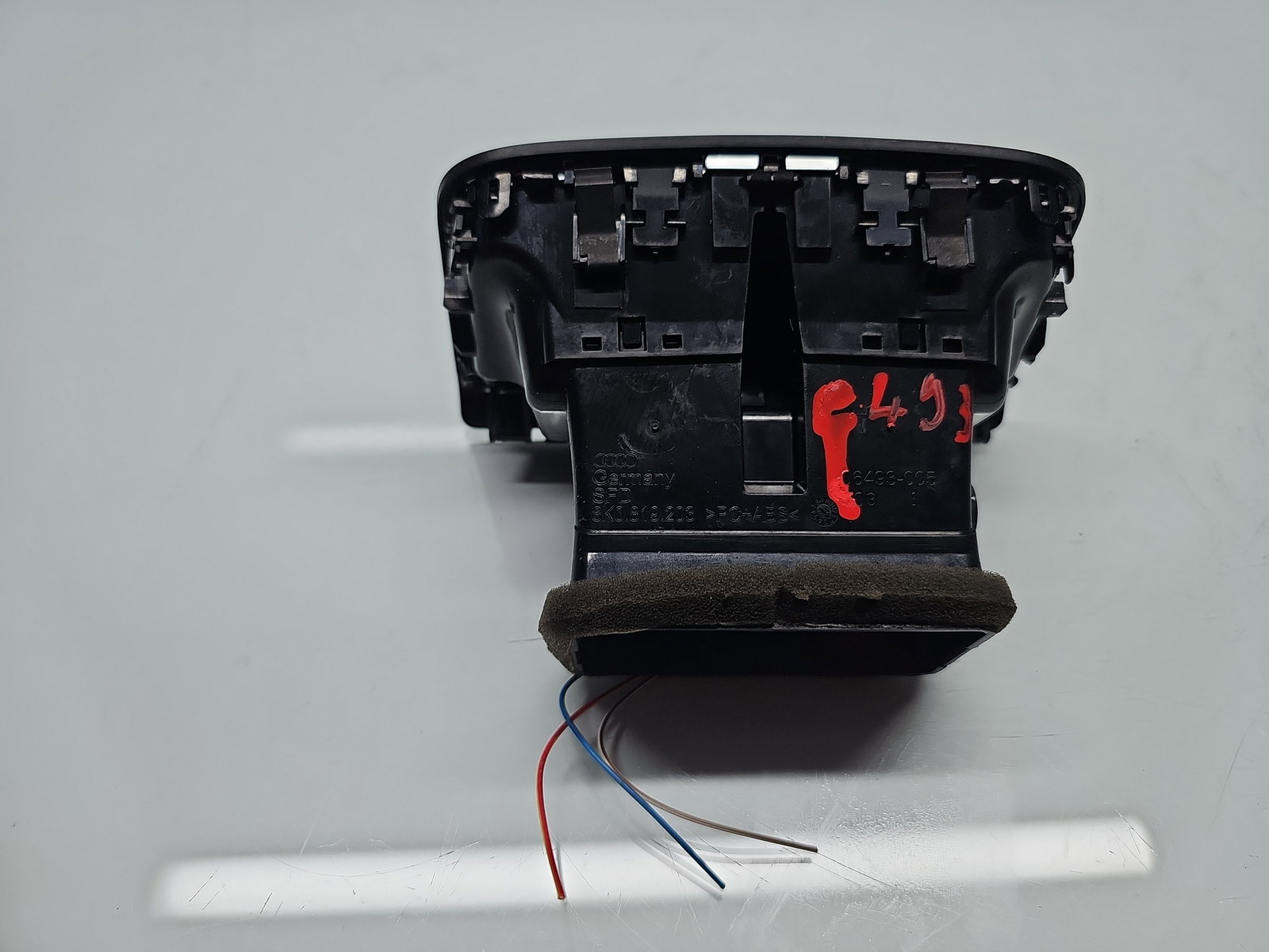 Grila aerisire spate AUDI A5 (8T3) [Fabr 2007-2015] 8K0819203H - imagine 3