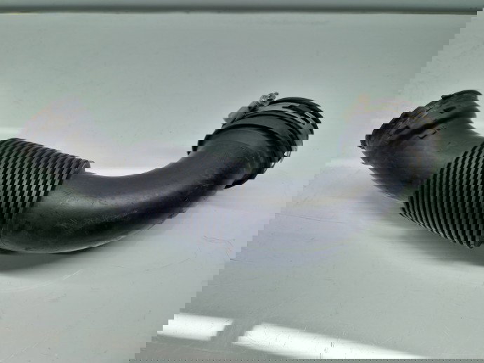 Tub admisie aer Ford Focus 3 Hatchback [Fabr 2011-2015] CV619C623AC 1.0 Benz M1DA 92KW / 125CP