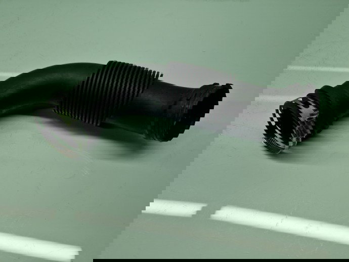 Tub admisie aer Ford Focus 3 Hatchback [Fabr 2011-2015] CV619C623AC 1.0 Benz M1DA 92KW / 125CP