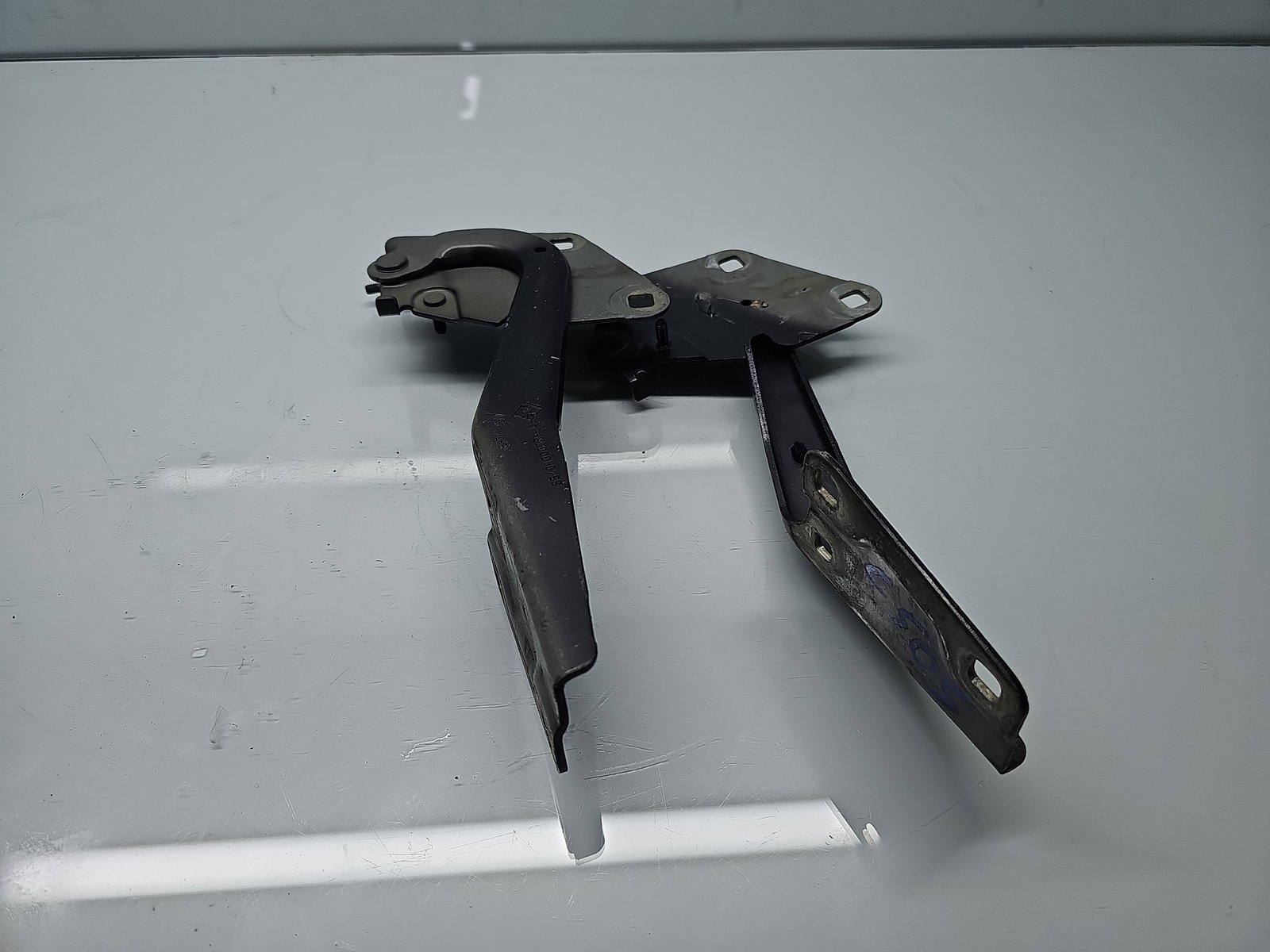 Set balamale capota Renault Megane 3 Hatchback (X95) [Fabr 2008-2015] 654000003R - imagine 1