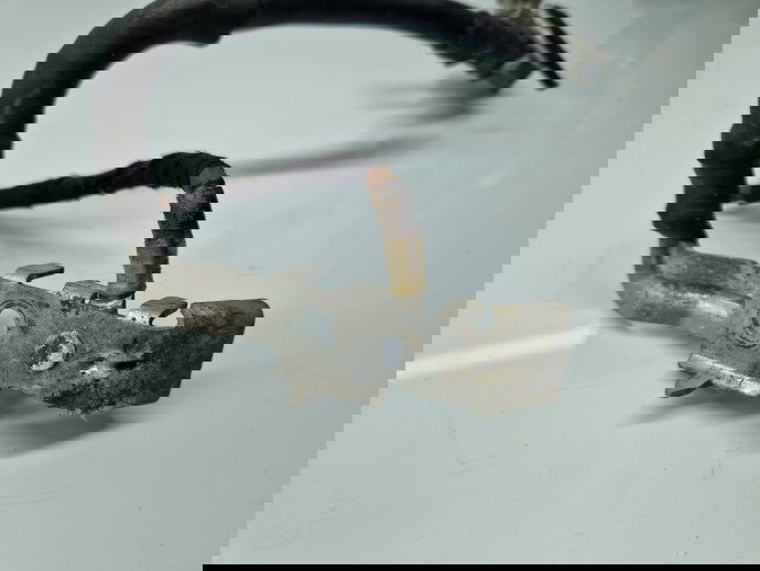 Borna baterie (-) Volkswagen Passat B8 Variant (3G5) [Fabr 2015-prezent] 5Q0915181J