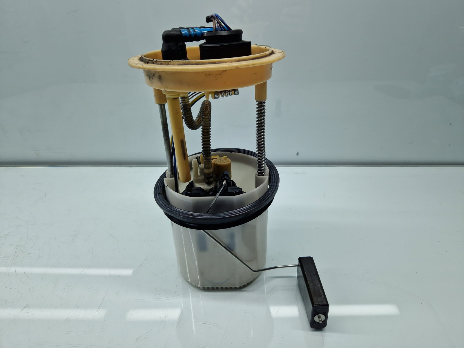 Pompa combustibil Volkswagen Golf 6 (5K1) [Fabr 2009-2013] A2C53434508 1.6 TDI CAYC 77KW / 105CP - imagine 2