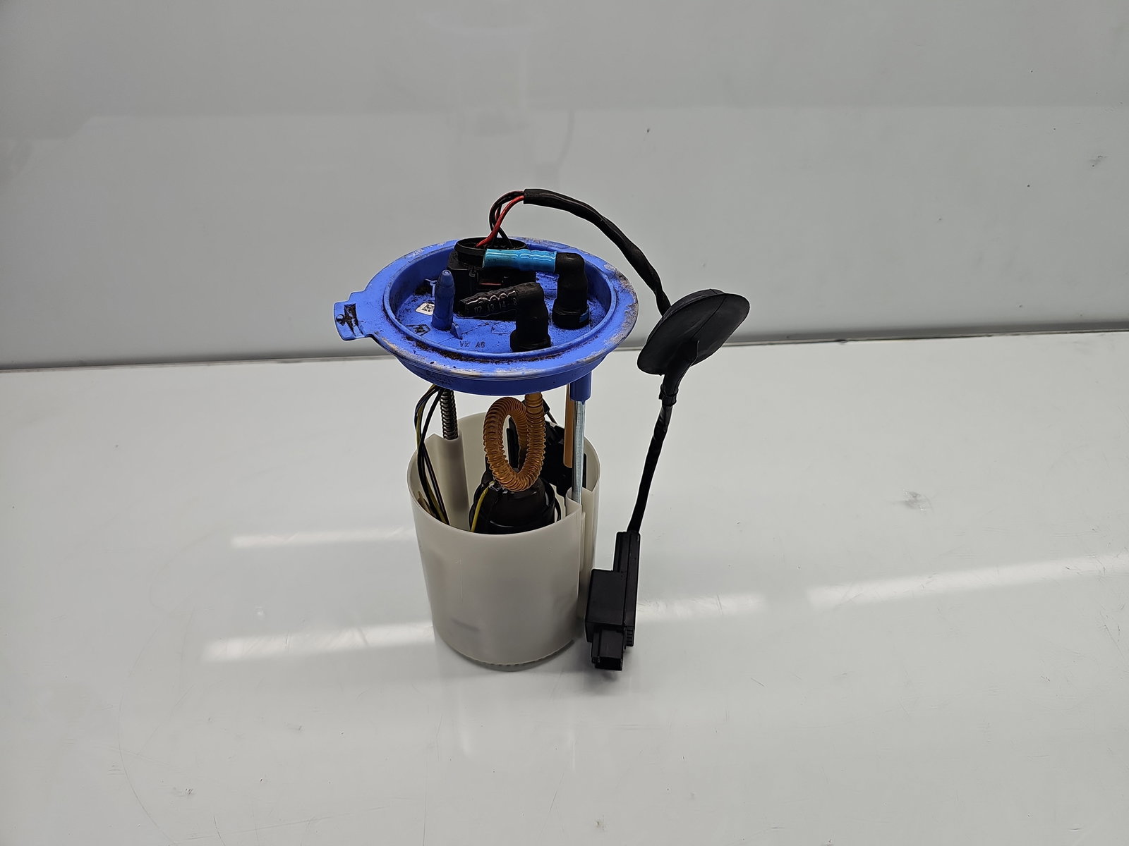 Pompa combustibil Volkswagen Scirocco (137) Coupe [Fabr 2008-2017] 1K0919051DB 1.4 TSI CAXA 90KW / 122CP - imagine 1