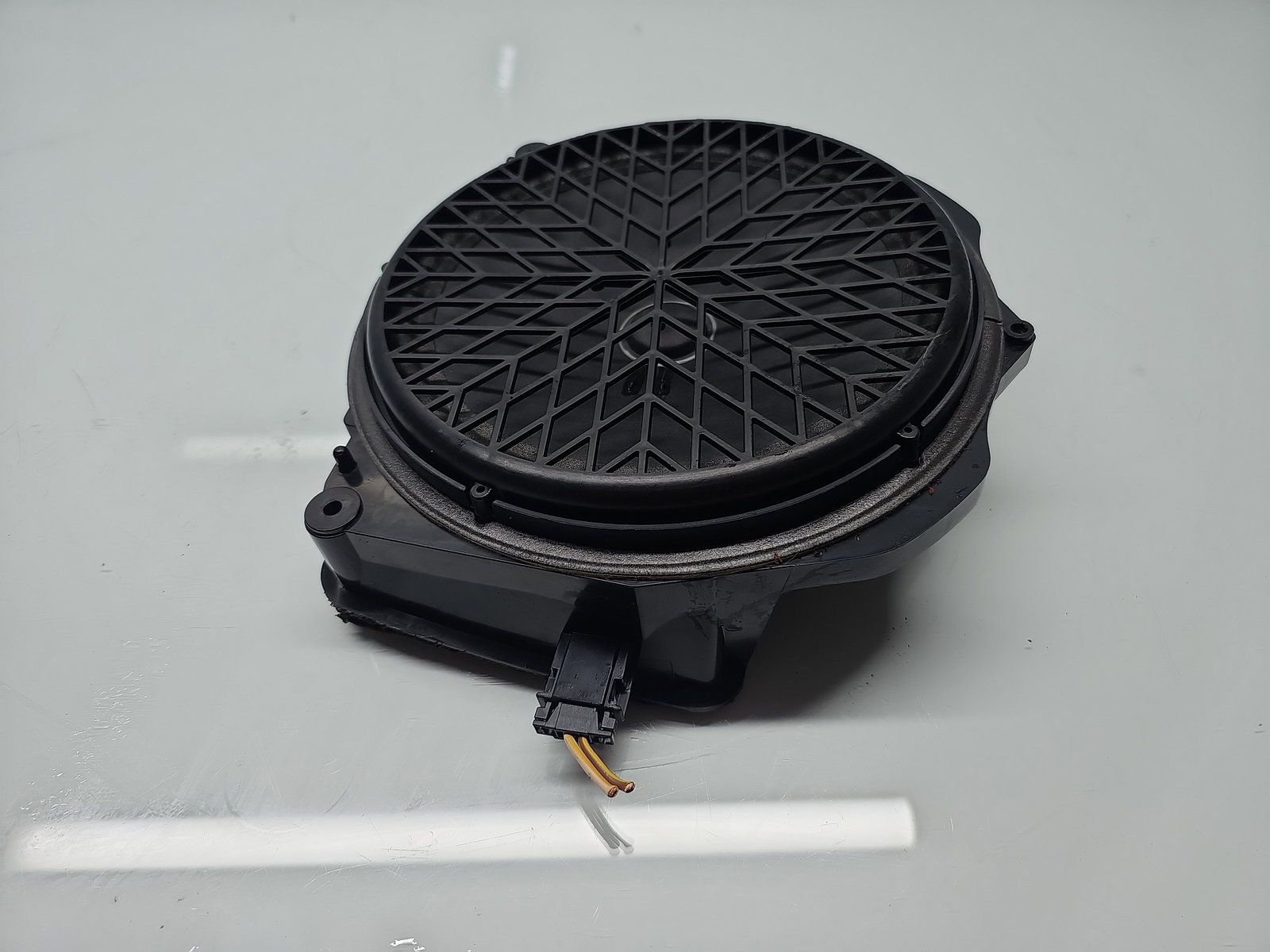 Subwoofer AUDI A5 (8T3) [Fabr 2007-2015] 8T0035412 - imagine 2
