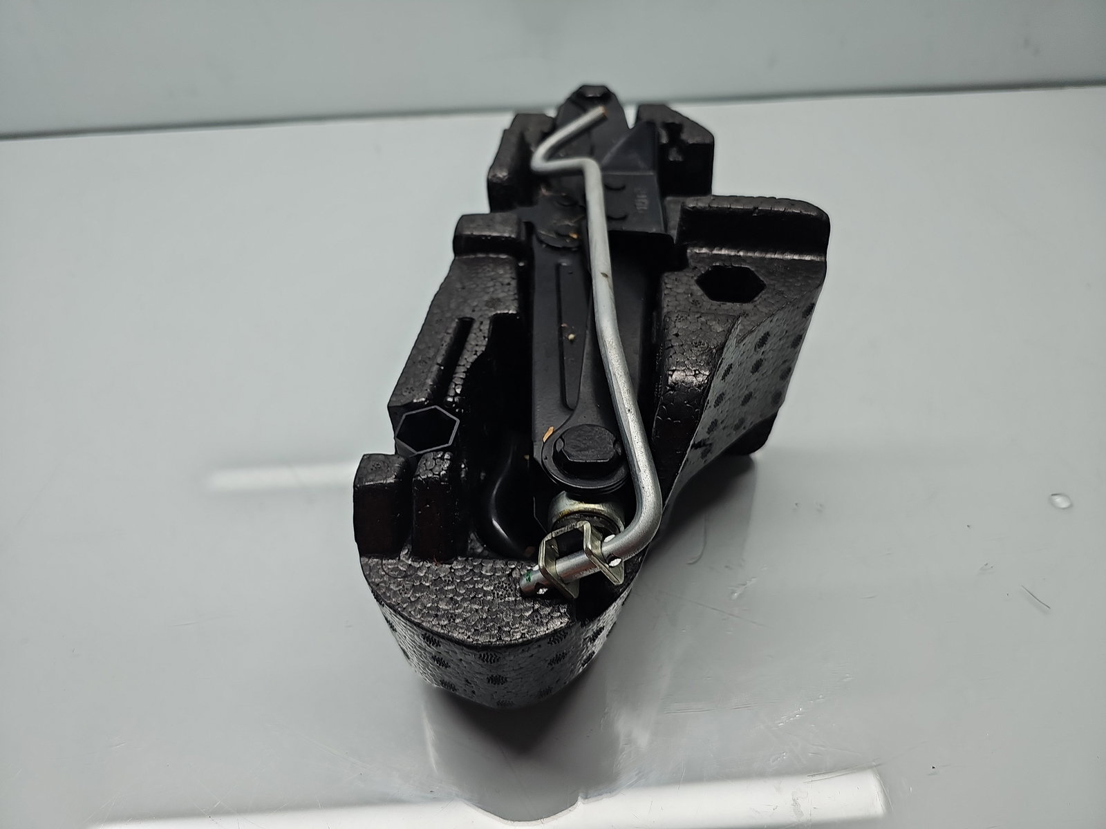 Set cric si cheie PEUGEOT 4007 [Fabr 2007-2012] 995040009R - imagine 4