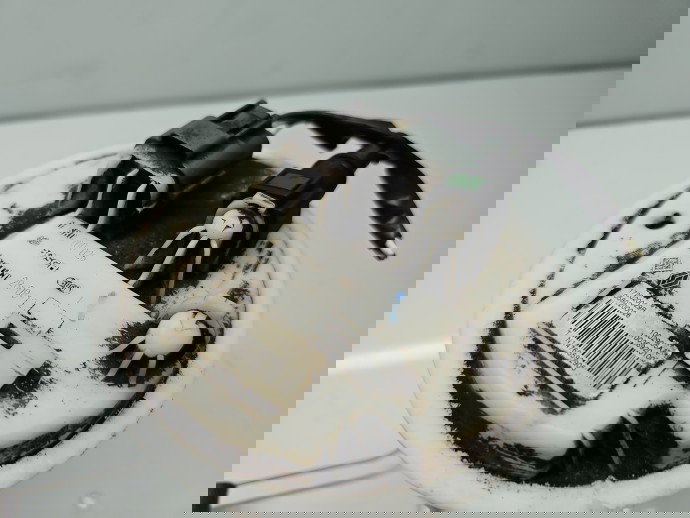 Pompa combustibil Renault Megane 3 Hatchback (X95) [Fabr 2008-2015] 172020029R 1.6 Benz K4M848 81KW / 110CP