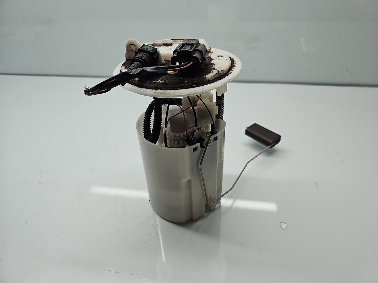 Pompa combustibil Renault Megane 3 Hatchback (X95) [Fabr 2008-2015] 172020029R 1.6 Benz K4M848 81KW / 110CP - imagine 4