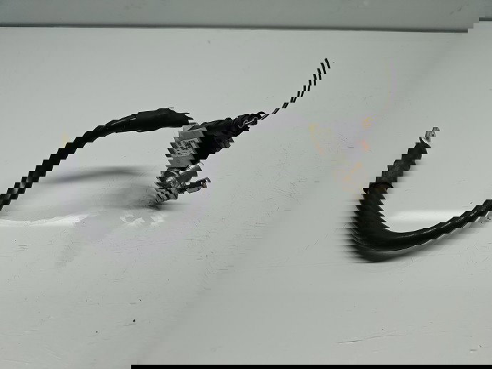 Borna baterie (-) AUDI A6 (4G2, C7) [Fabr 2012-2017] 8T0915181