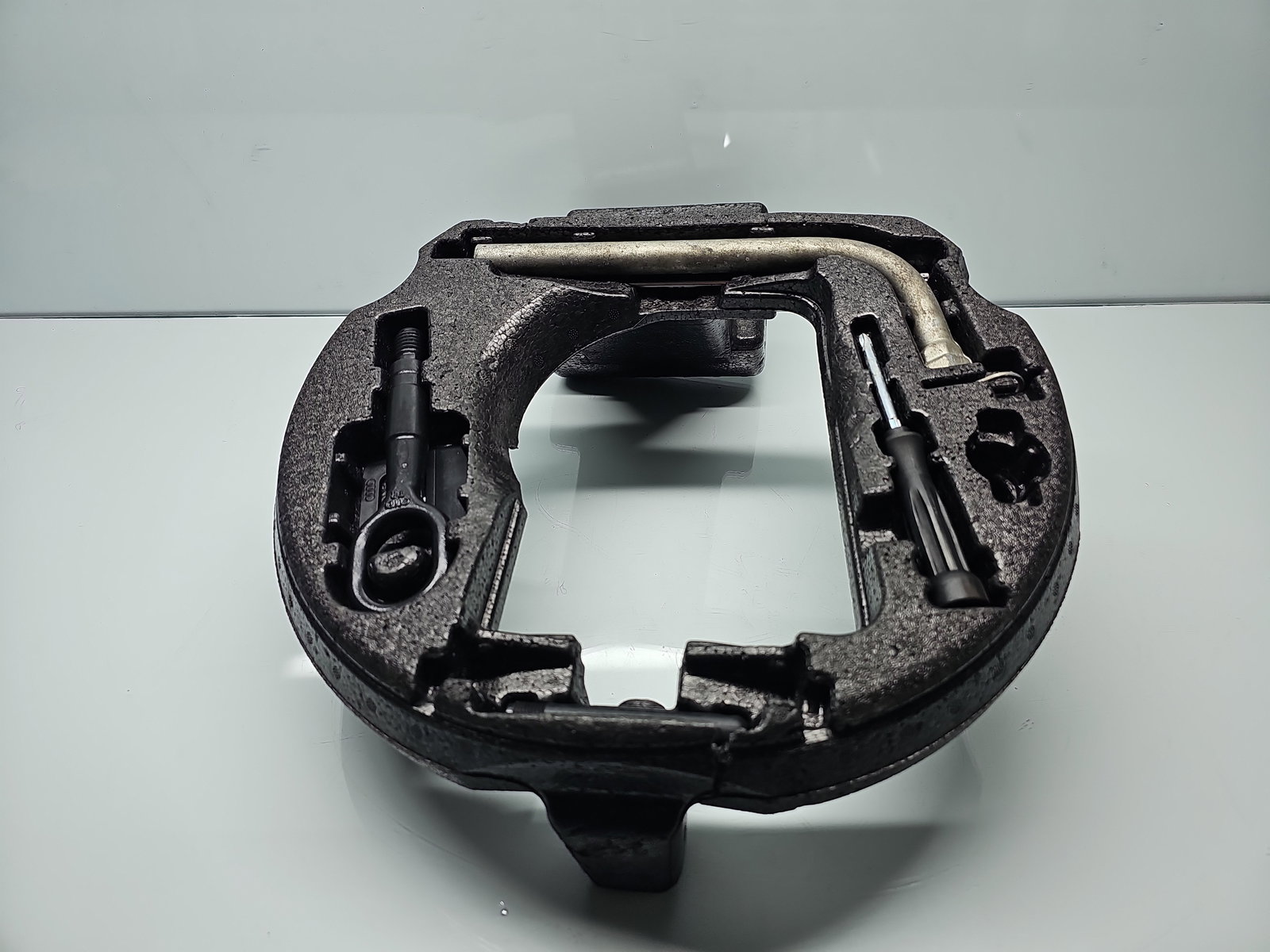 Set cric si cheie AUDI A6 (4G2, C7) [Fabr 2012-2017] OEM - imagine 2