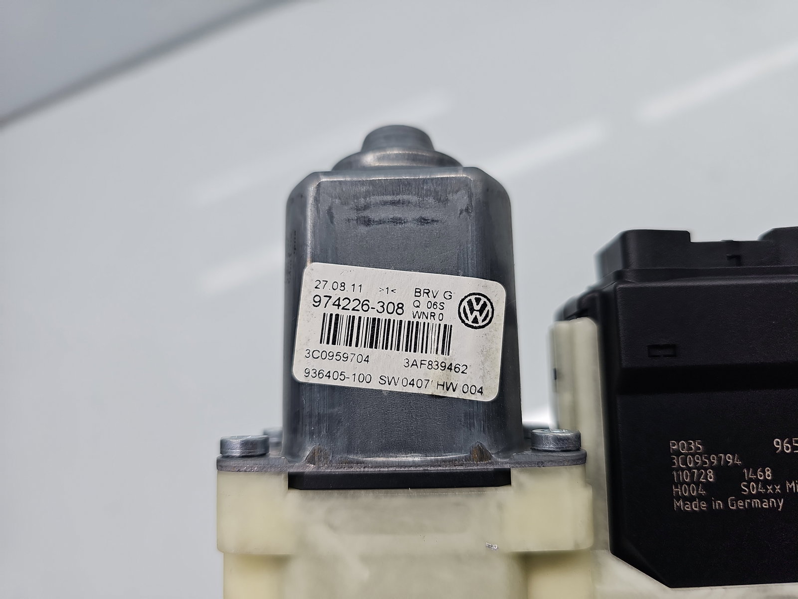 Motoras geam dreapta spate Volkswagen Passat B7 (365) Variant [Fabr 2010-2014] 3C0959704 - imagine 5