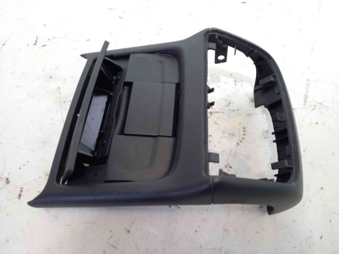 Scrumiera 8K0864376 Audi A5 (8T3) [Fabr 2007-2015] 2.0 CAHA
