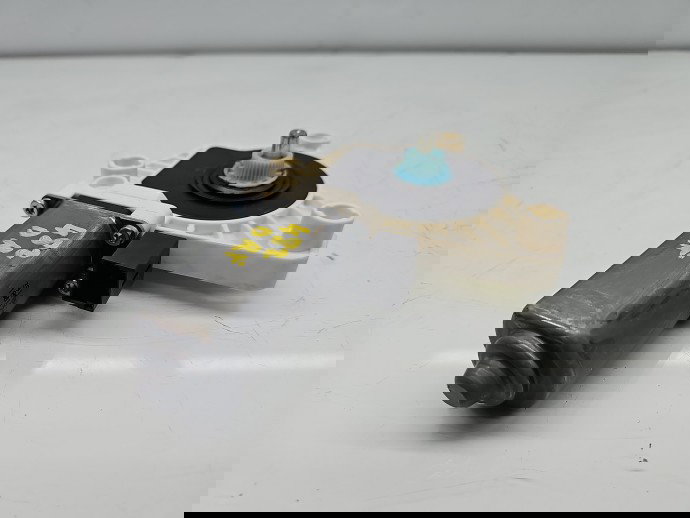 Motoras geam dreapta fata Volkswagen Passat B8 Variant (3G5) [Fabr 2015-prezent] 5Q4959802B