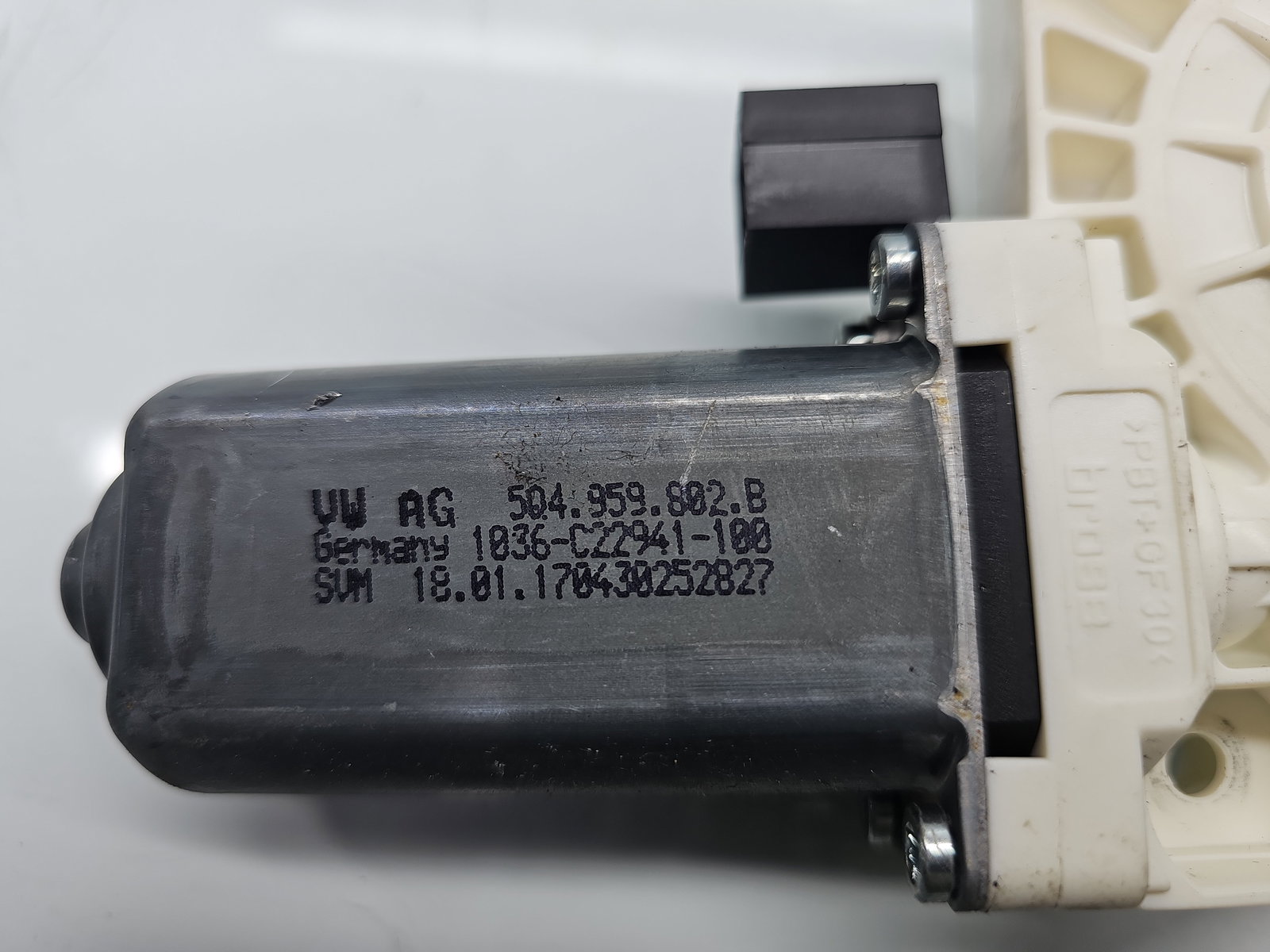 Motoras geam dreapta fata Volkswagen Passat B8 Variant (3G5) [Fabr 2015-prezent] 5Q4959802B - imagine 5