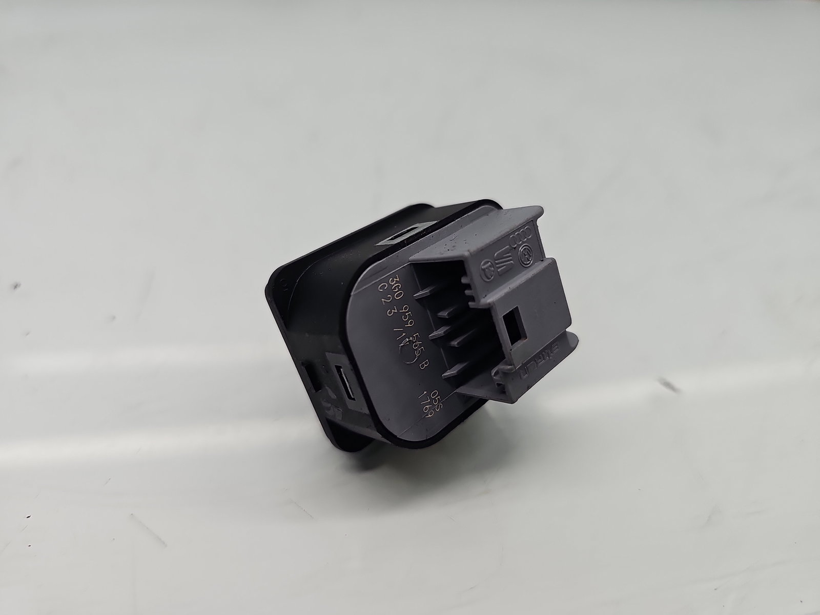 Buton reglaj oglinzi Volkswagen Passat B8 Variant (3G5) [Fabr 2015-prezent] 3G0959565B - imagine 4