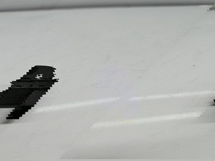  Buton deschidere portbagaj Volkswagen Passat B8 Variant (3G5) [Fabr 2015-prezent] 3G0959831