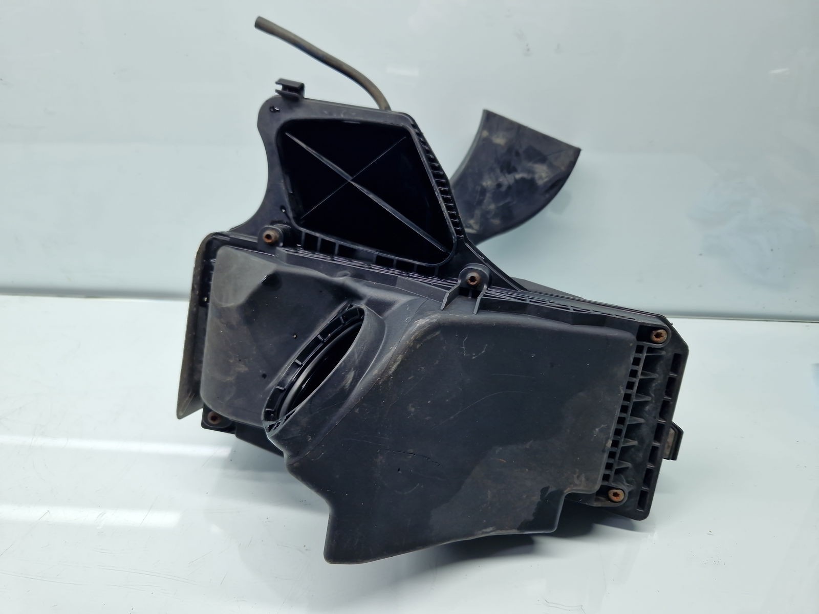 Carcasa filtru aer AUDI A5 (8T3) [Fabr 2007-2015] 8K0133837T 2.0 TDI CAGA 105KW / 143CP - imagine 1