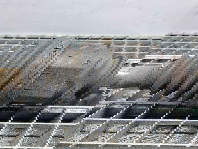 Planetara dreapta fata Toyota Rav 4 II (CLA2, XA2, ZCA2, ACA2) [Fabr 2000-2006] OEM 2.0   