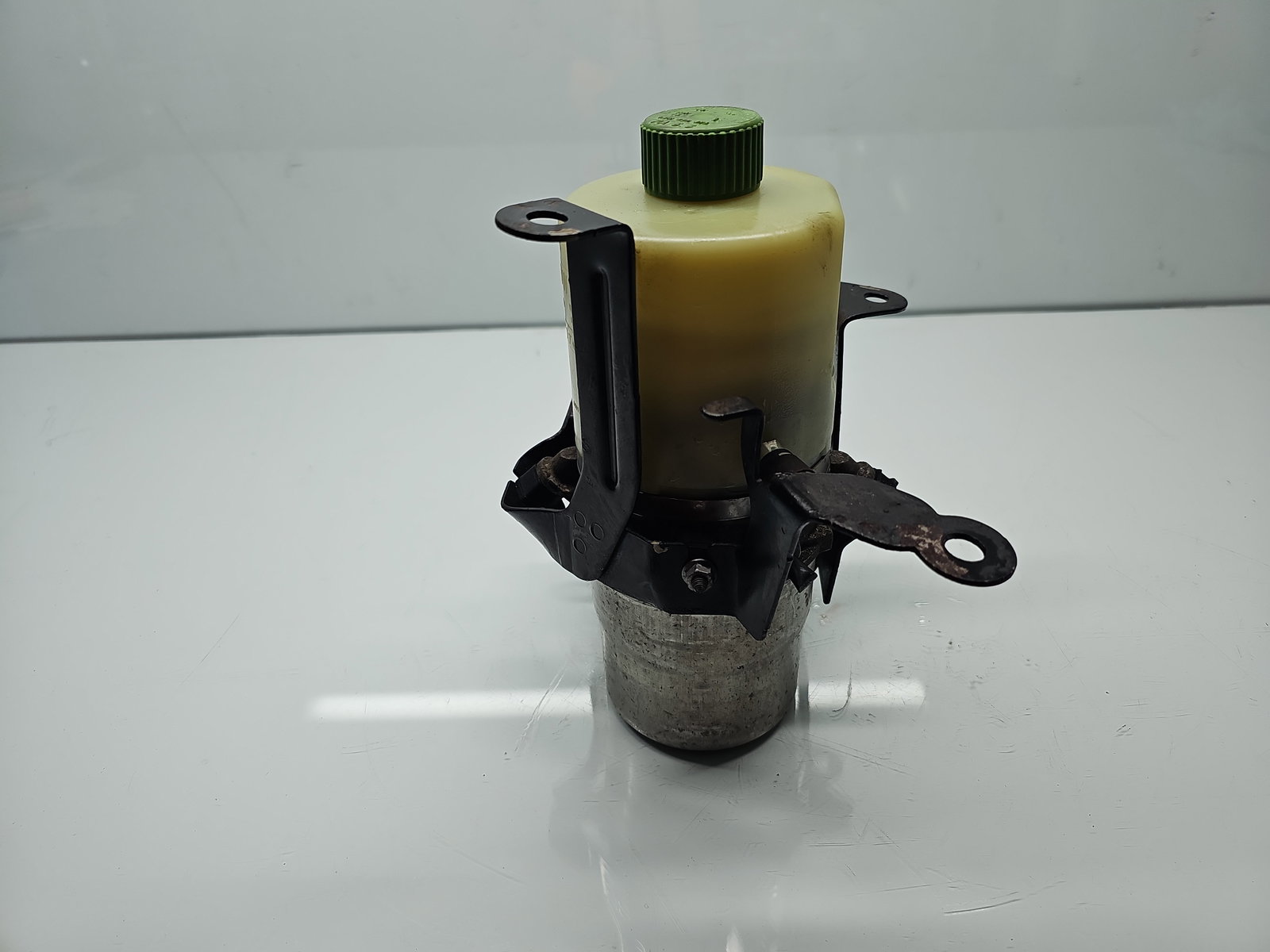 Pompa servodirectie Volkswagen Polo (6R) [Fabr 2009-2016] 6R0423156C 1.2 Benz CGPB 44KW / 60CP - imagine 3