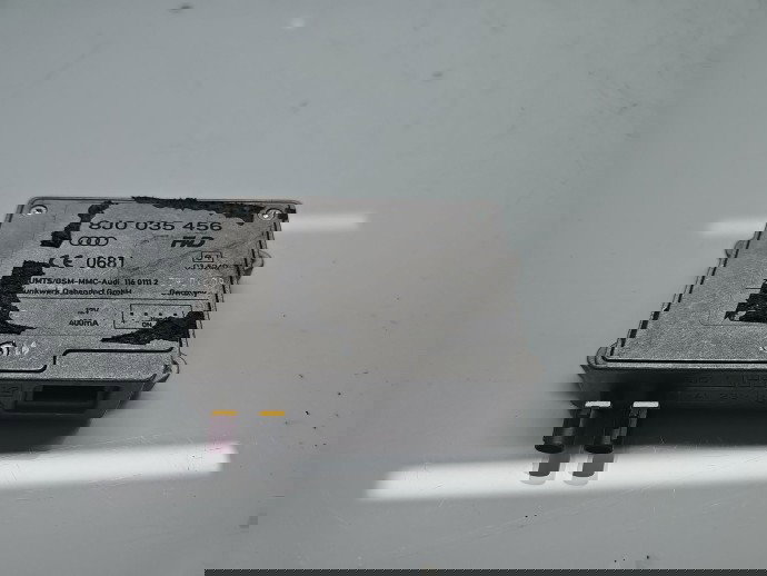  Amplificator antena  AUDI A5 (8T3) [Fabr 2007-2015] 8J0035456