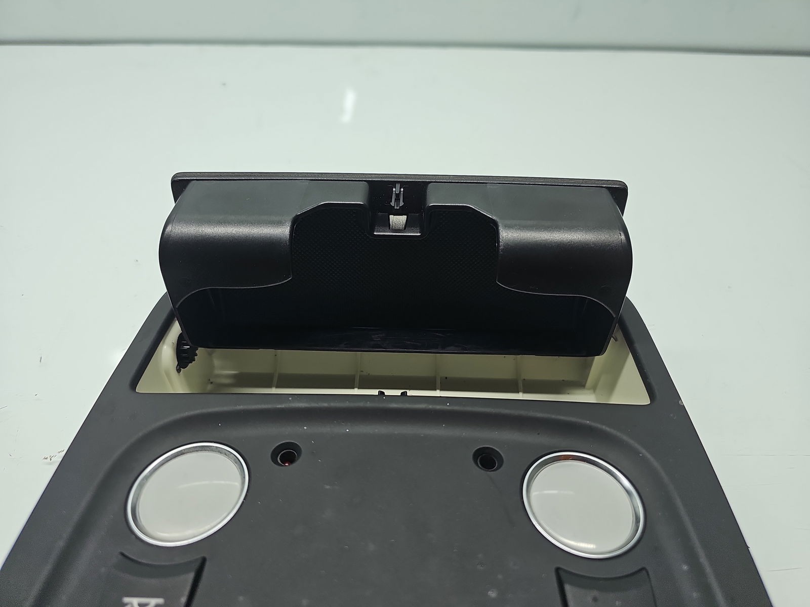 Plafoniera fata AUDI A5 (8T3) [Fabr 2007-2015]8T0947135B - imagine 4