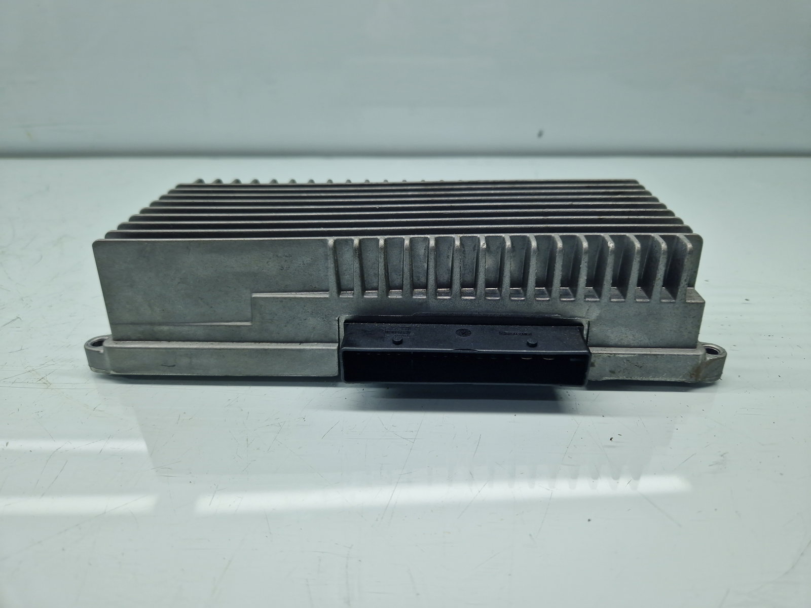 Amplificator audio AUDI A4 (8K5, B8) Avant [Fabr 2008-2015] 8R0035223F - imagine 3