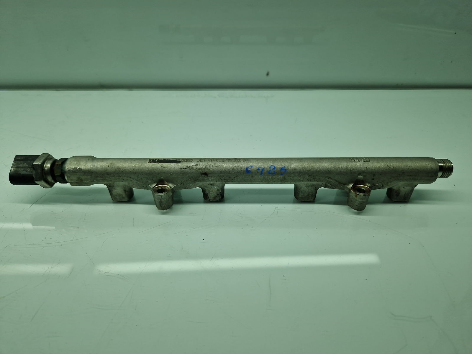 Rampa injectoare Volkswagen Passat B8 (3G2) [Fabr 2015-prezent] 05E133320B 1.5 TSI DPCA 110KW / 150CP - imagine 1