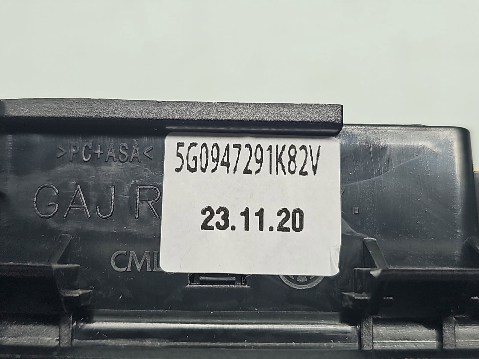 Plafoniera spate Volkswagen Golf 7 (5G) [Fabr 2014-prezent] 5G0947291K - imagine 2