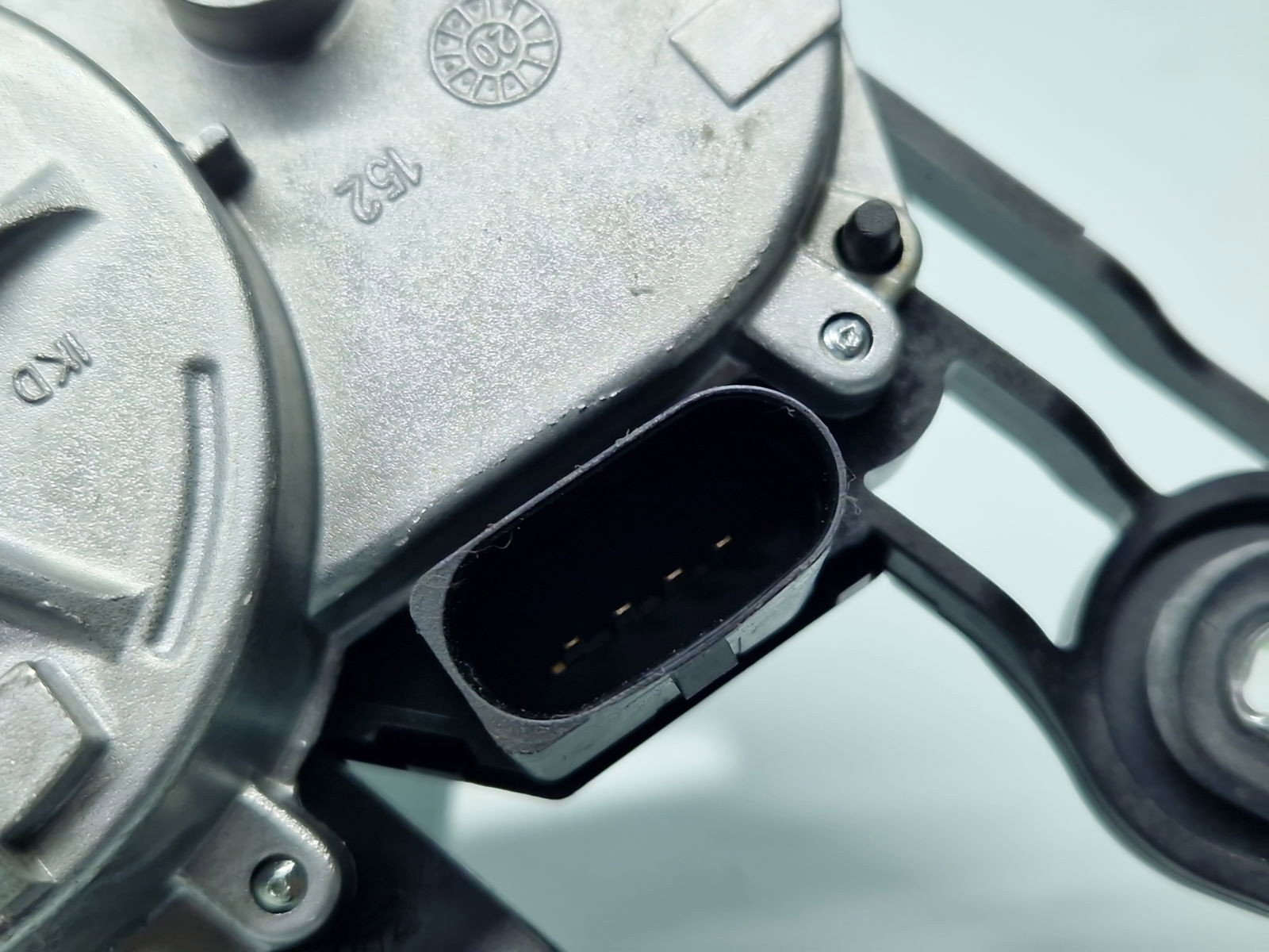 Motoras stergator haion Volkswagen Golf 7 (5G) [Fabr 2014-prezent] 5G0955711C - imagine 3