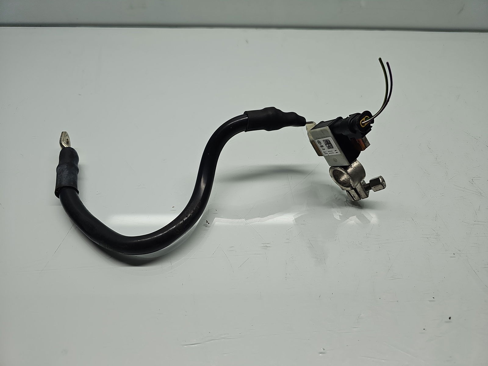 Borna baterie (-) AUDI A5 (8T3) [Fabr 2007-2015] 8T0915181 - imagine 1