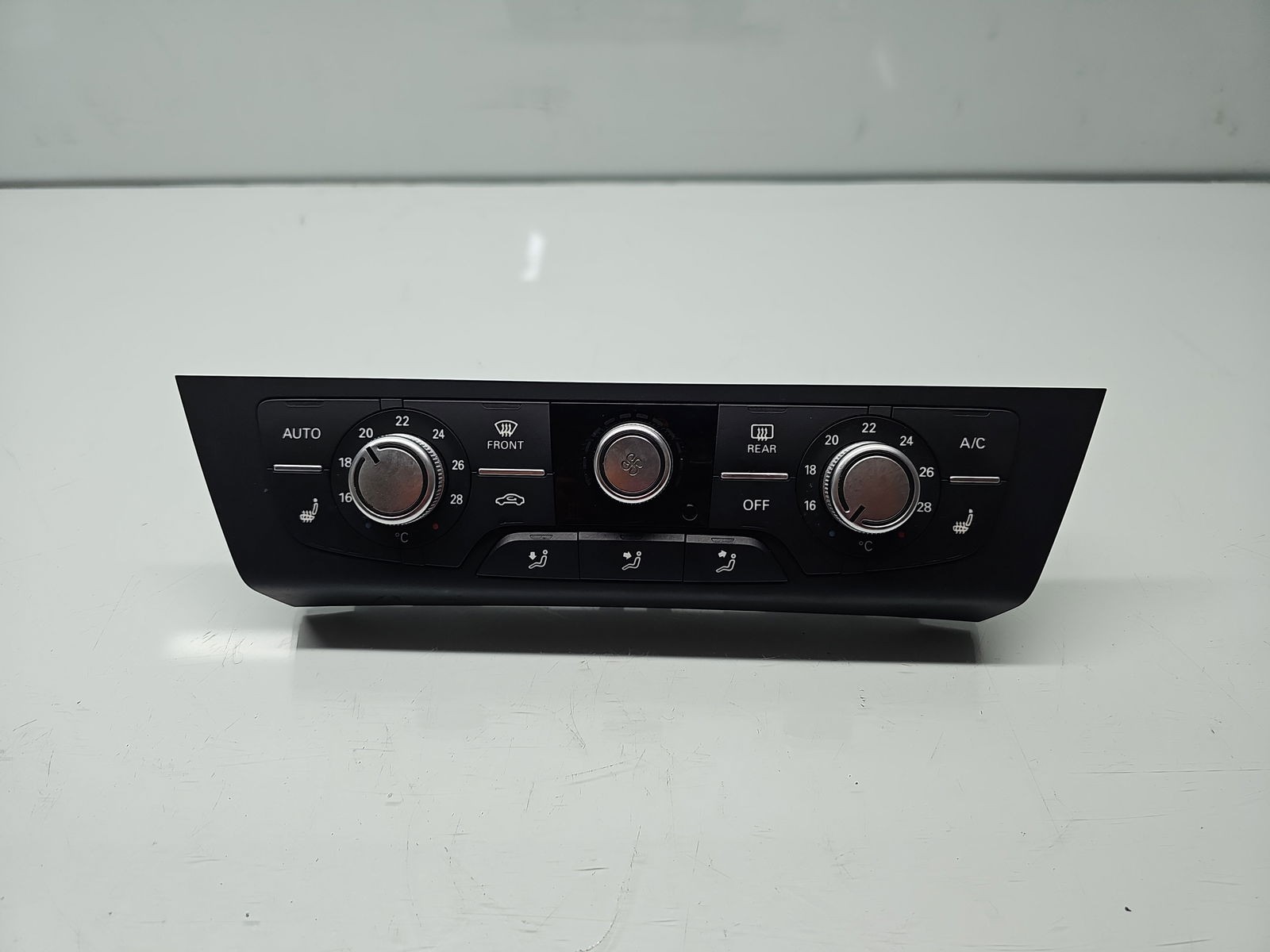 Panou comanda clima AUDI A7 (4GA) [Fabr 2011-2017] 4G0820043BB - imagine 1