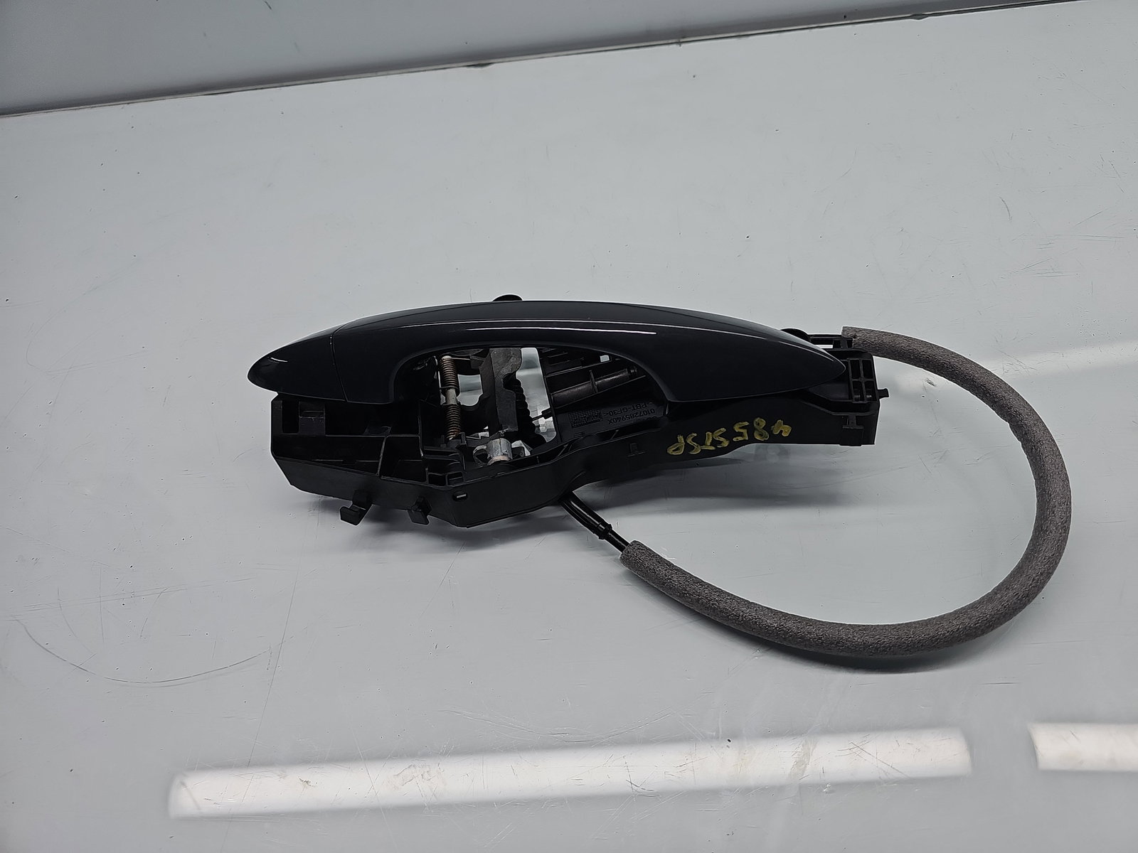 Maner usa stanga spate Volkswagen Touran (5T1) R-line [Fabr 2015-prezent] LC7Q - imagine 2