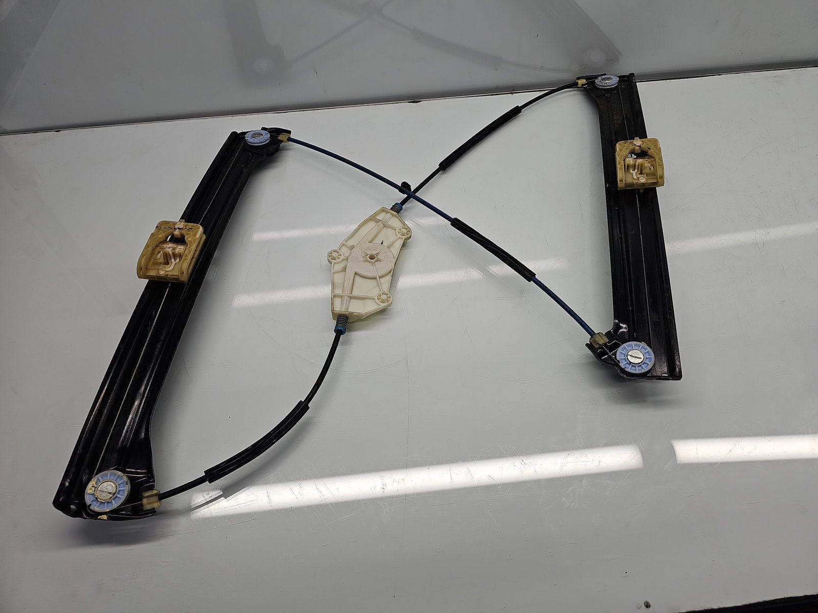 Macara electrica geam stanga fata Volkswagen Touran (5T1) R-line [Fabr 2015-prezent] 5TA837461A - imagine 1