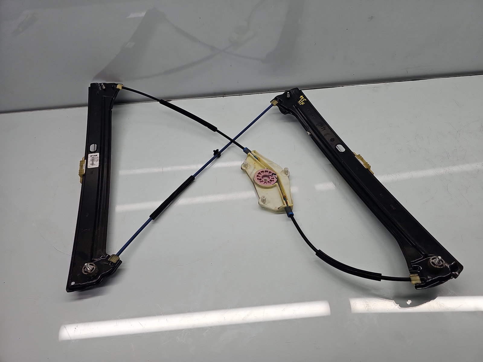 Macara electrica geam stanga fata Volkswagen Touran (5T1) R-line [Fabr 2015-prezent] 5TA837461A - imagine 3