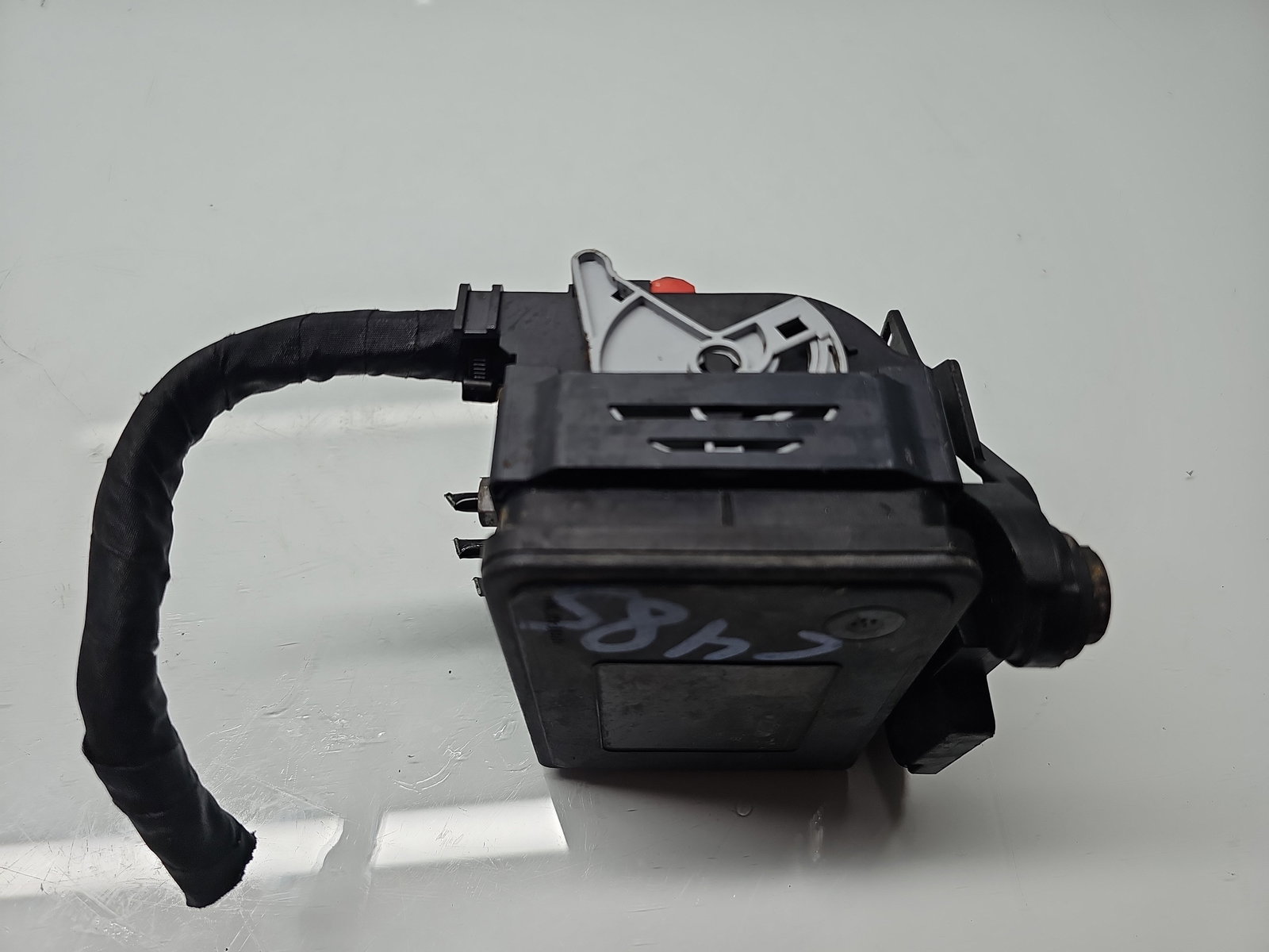 Pompa ABS Volkswagen Touran (5T1) R-line [Fabr 2015-prezent] 5Q0614517GE 1.5 TSI DPCA 110KW / 150CP - imagine 4