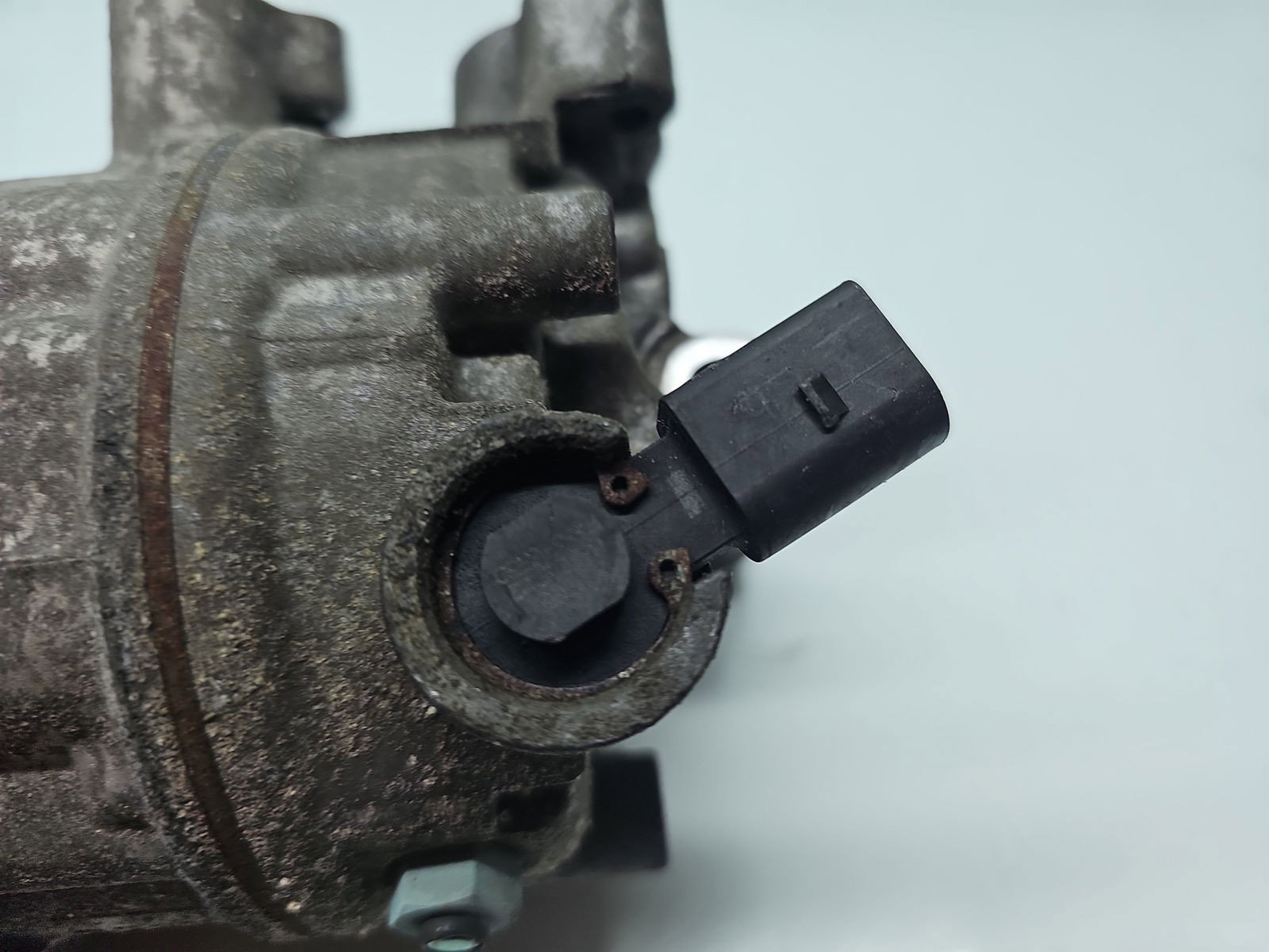 Compresor clima AUDI A3 (8V1) [Fabr 2012-2017] 5Q0816803B 2.0 TDI CRLB 110KW / 150CP - imagine 6