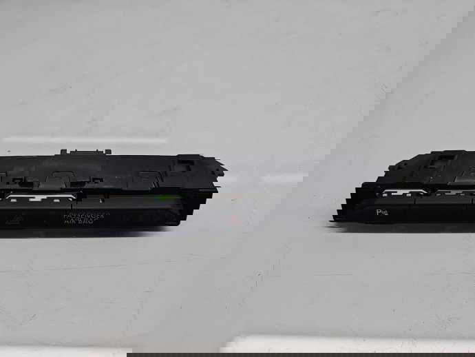  Butoane comenzi consola centrala  Volkswagen Golf 7 (5G) [Fabr 2014-prezent] 3G2853769A