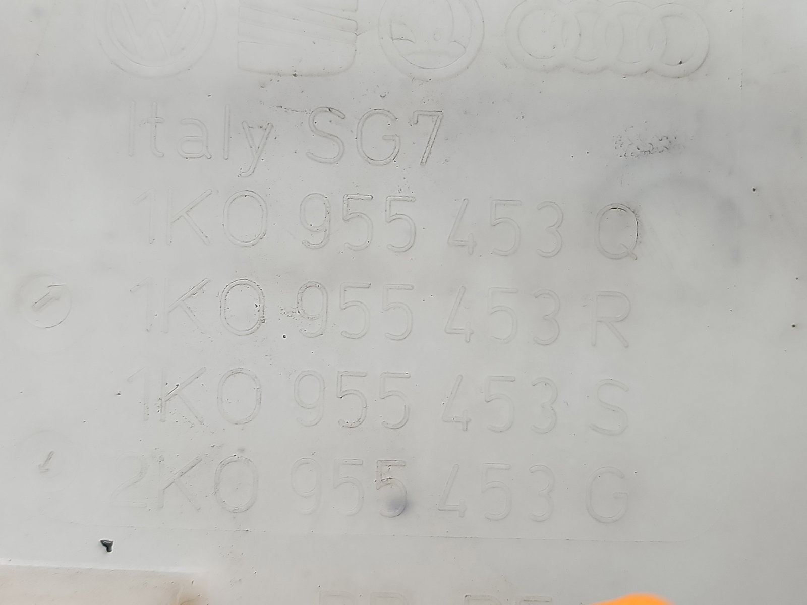 Vas lichid parbriz Volkswagen Scirocco (137) Coupe [Fabr 2008-2017] 1K0955453Q - imagine 6