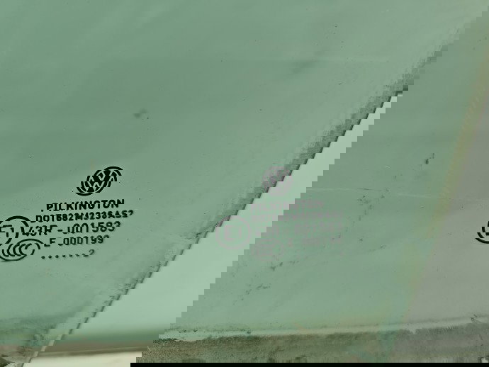 Geam usa stanga fata Volkswagen Polo (6R) [Fabr 2009-2016] OEM