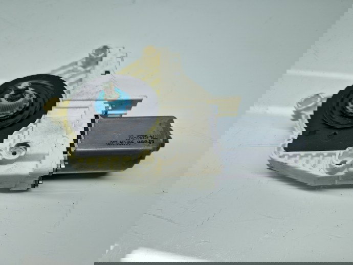 Motoras geam dreapta fata AUDI A4 (8K5, B8) Avant [Fabr 2008-2015] 8K0959802A