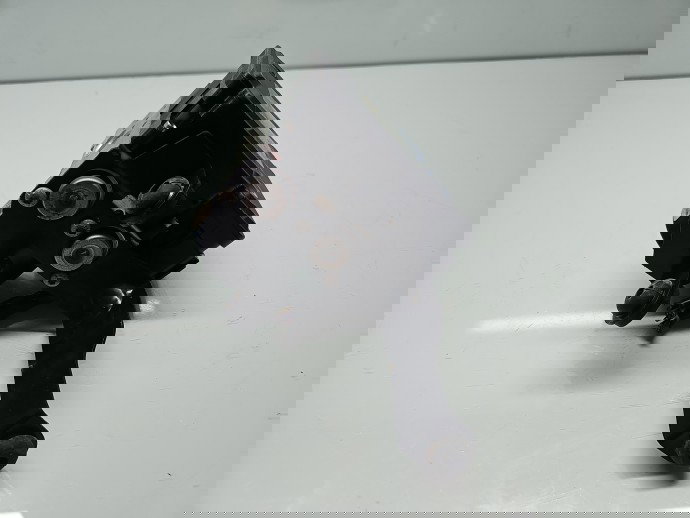 Pompa ABS Volvo C30 Coupe Rdesign [Fabr 2006-2013] P31317378 2.0 D5204T5 110KW / 150CP