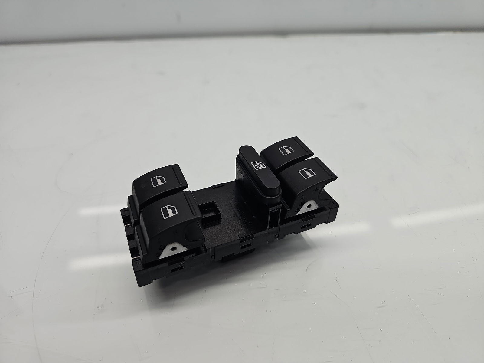 Butoane comanda geamuri sofer Seat Ibiza 5 (6J5) [Fabr 2008-2017] 1K4959857B - imagine 1