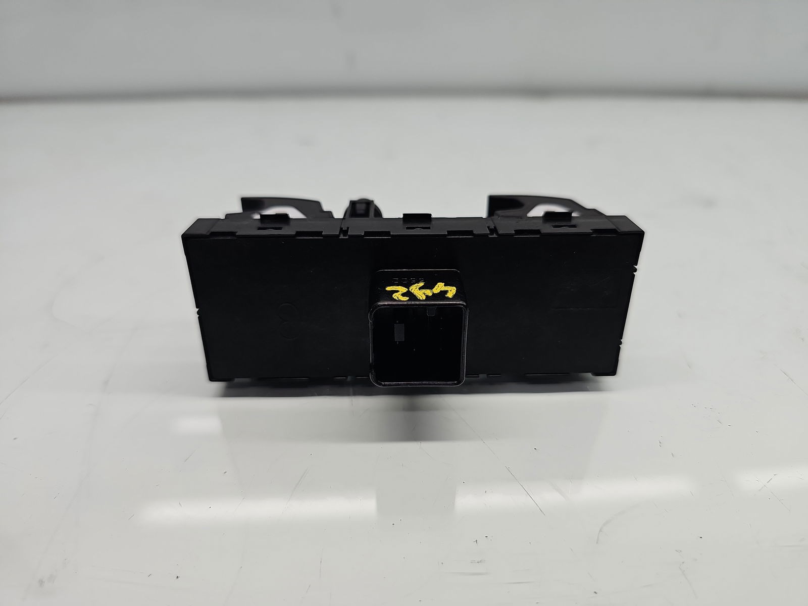 Butoane comanda geamuri sofer Seat Ibiza 5 (6J5) [Fabr 2008-2017] 1K4959857B - imagine 3