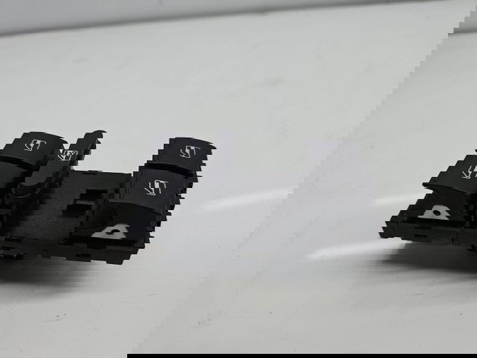  Butoane comanda geamuri sofer  Seat Ibiza 5 (6J5) [Fabr 2008-2017] 1K4959857B